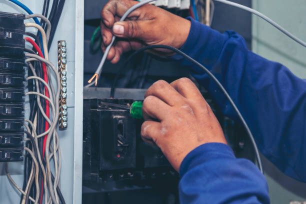Best Circuit Breaker Repair  in Ivins, UT